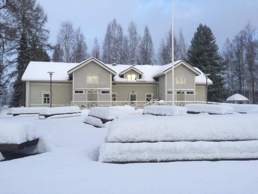 Hotel Koljonvirran Kartano Iisalmi Esterno foto